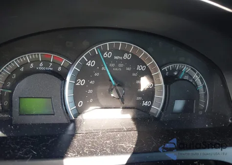 2014 Toyota Camry Se z USA, uszkodzony, nr VIN 4T1BF1FK2EU866350